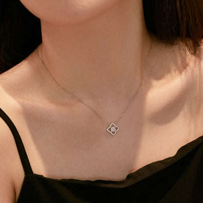 [Revel Jewelry]Exquisite Flower Shape Princess Cut Necklace