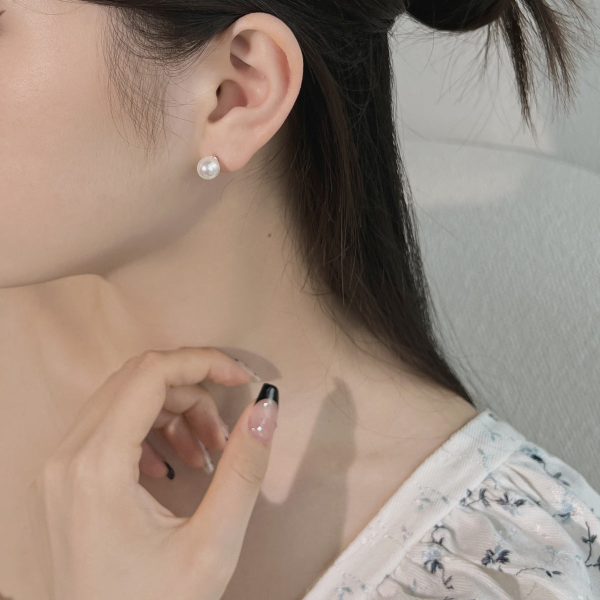 [Revel Jewelry]Delicate Pearl Earrings