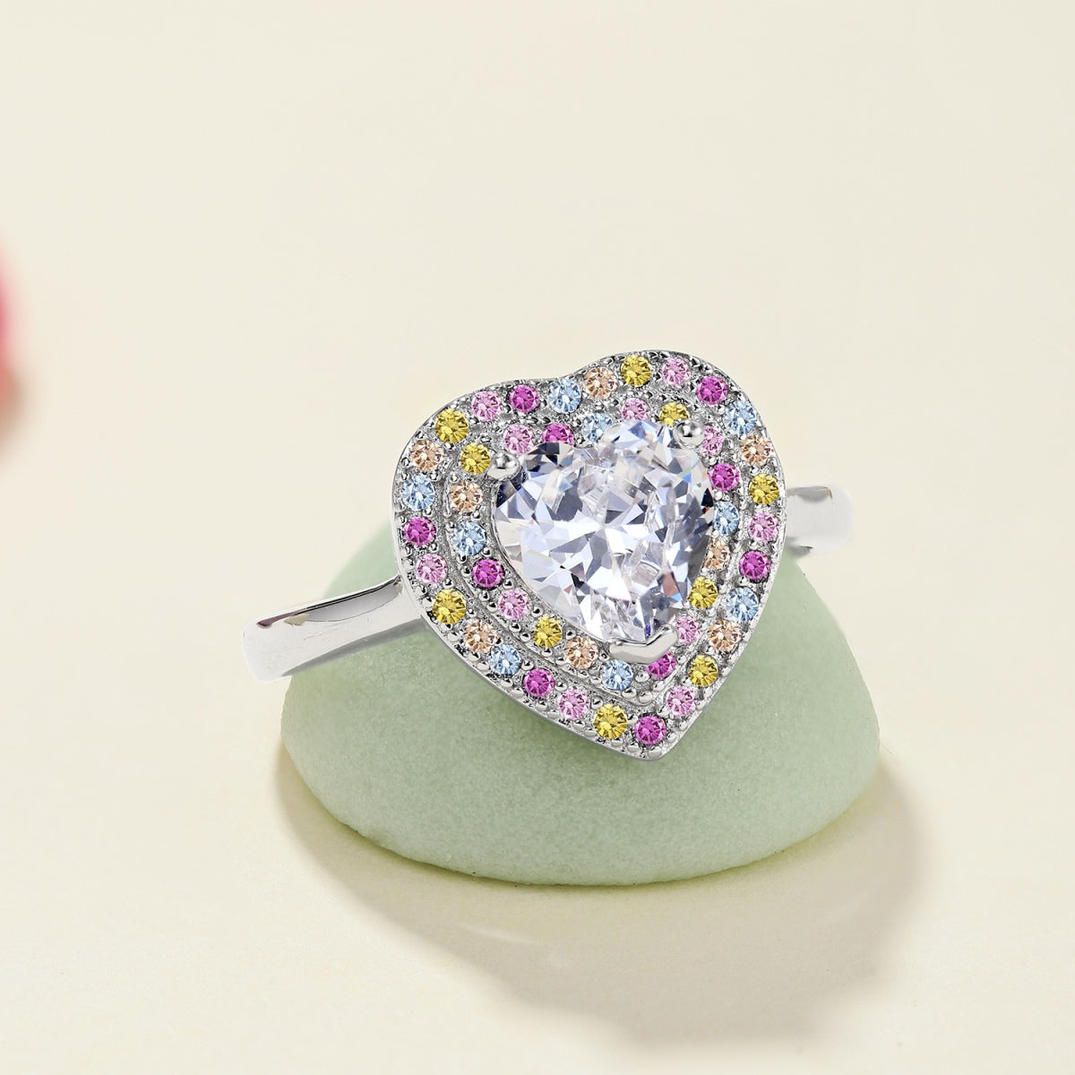 [Revel Jewelry]Delicate Ebullient Heart Shape Wedding Ring