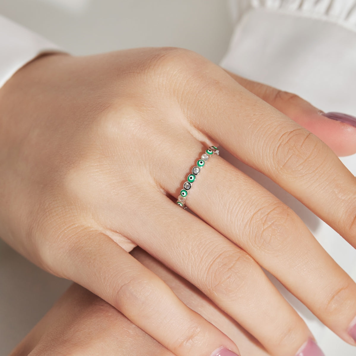 [Revel Jewelry]Sparkling Vibrant Round Shape Daily Ring