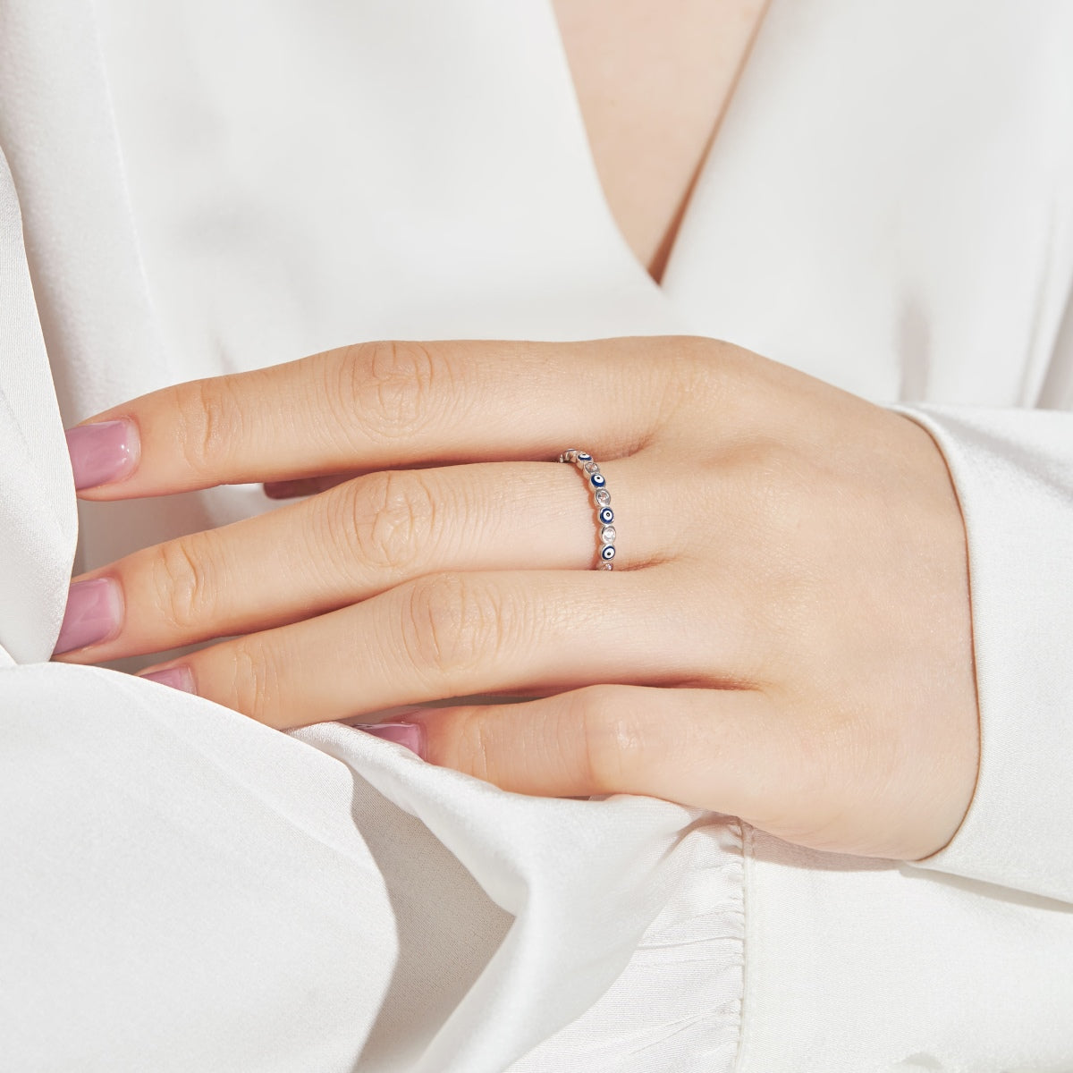 [Revel Jewelry]Sparkling Vibrant Round Shape Daily Ring