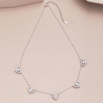 [Revel Jewelry]Funkelnde Fünf-Herzen-Halskette