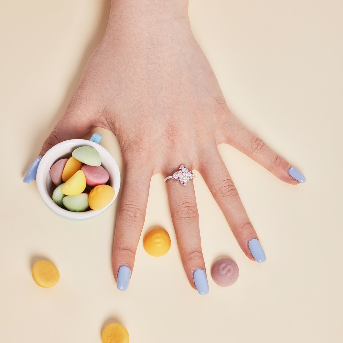 [Revel Jewelry]Luxurious Colorful Flower Shape Banquet Ring