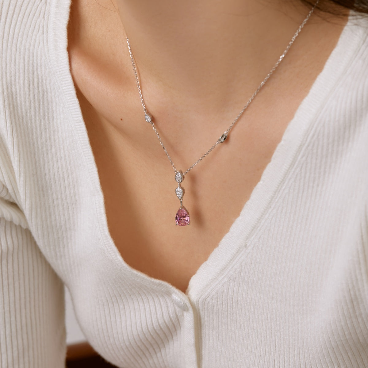 [Revel Jewelry]Dazzling Pear Cut Necklace