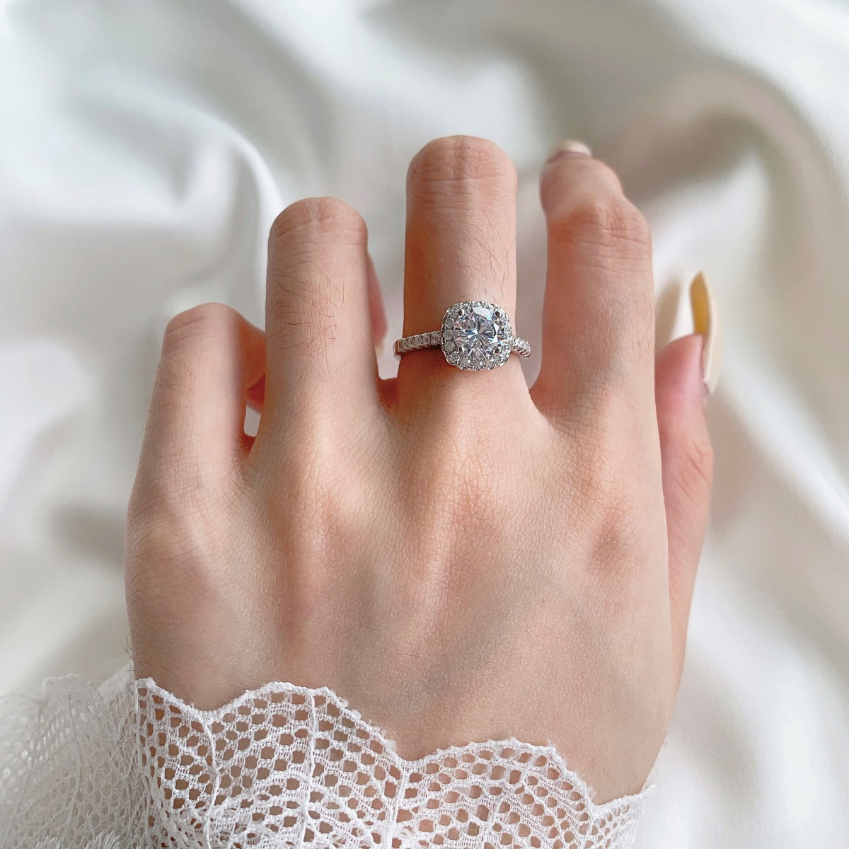 [Revel Jewelry]Dazzling Resplendent Round Cut Wedding Ring