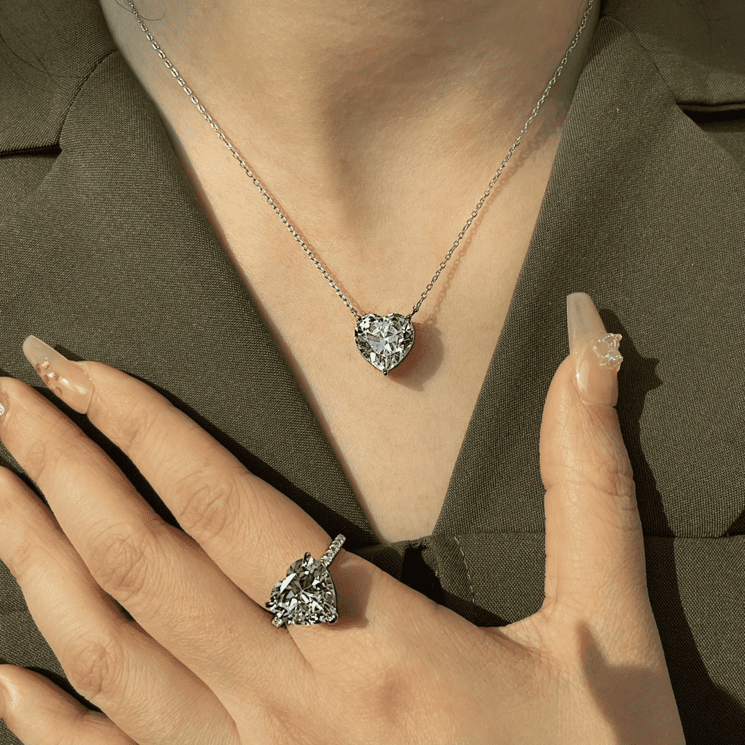 [Revel Jewelry]6.0 carat Radiant Heart Shape Necklace