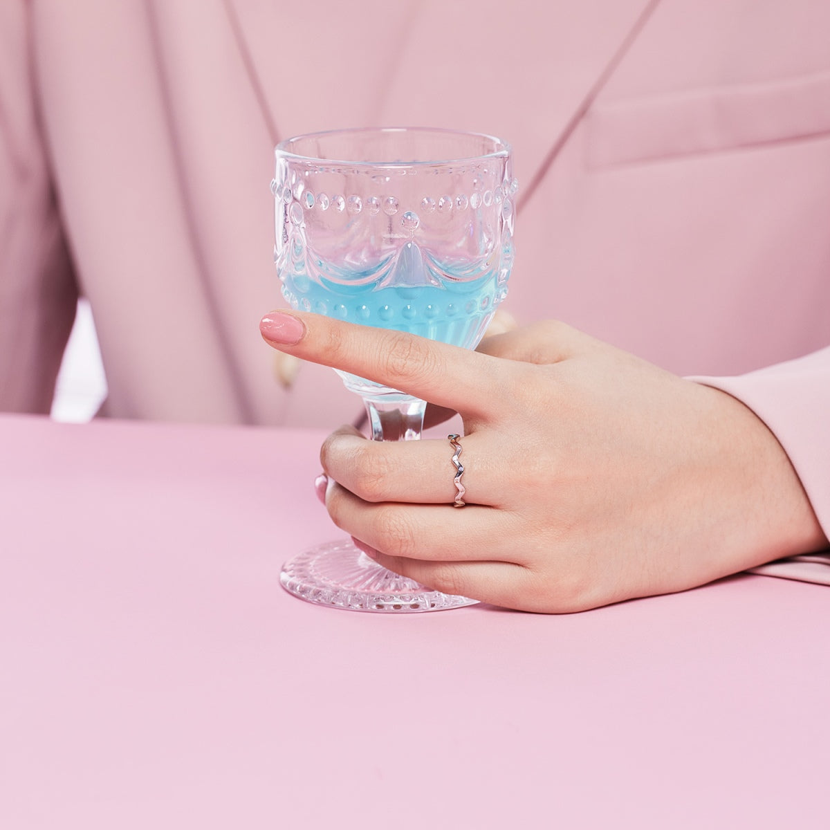 [Revel Jewelry]Ornate Vibrant Round Cut Daily Ring