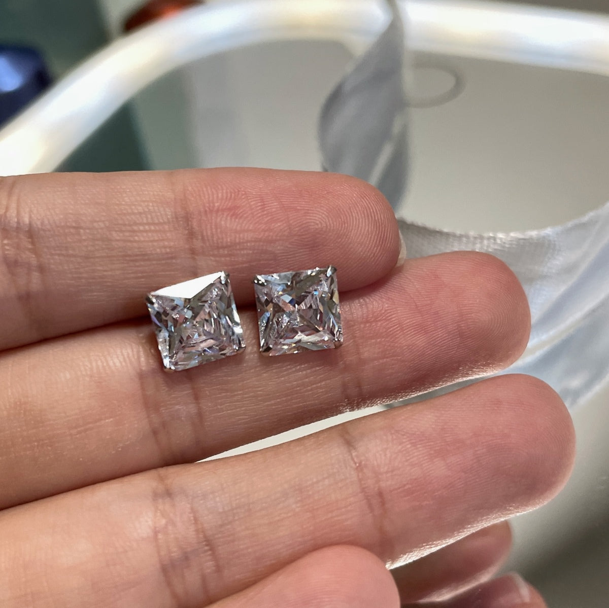 [Revel Jewelry]Ornate Square Shape Earrings