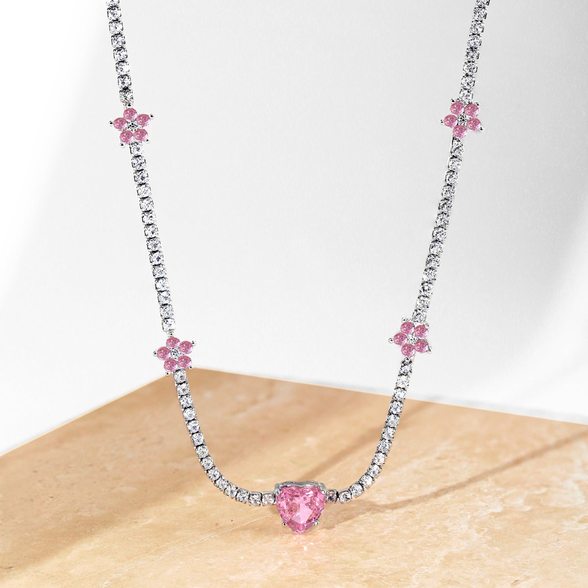 [Revel Jewelry]Dazzling Pink Heart Flower Necklace