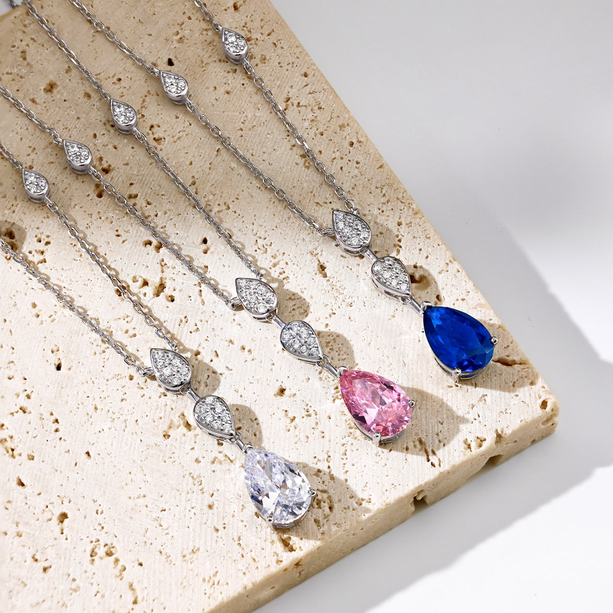 [Revel Jewelry]Dazzling Pear Cut Necklace