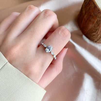[Revel Jewelry]0.75 Carat Luxurious Vibrant Elongated Cushion Cut Daily Ring