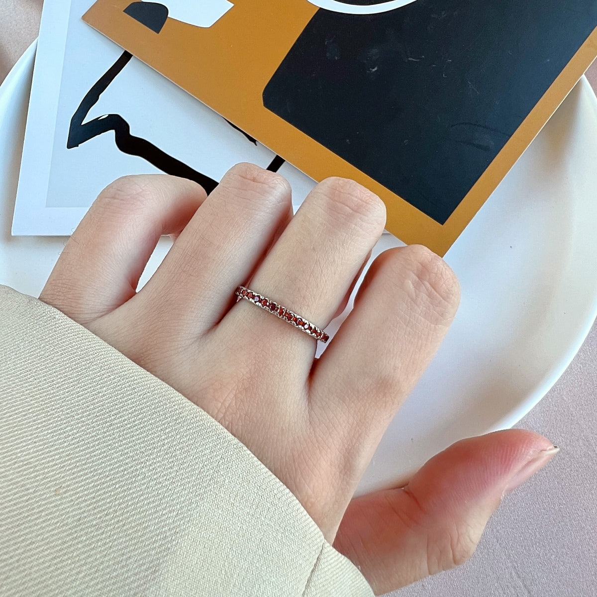 [Revel Jewelry]Delicate Sparkling Round Cut Daily Ring