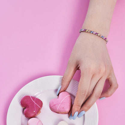 [Revel Jewelry]華やかな輝きを放つ多面カットパーティーブレスレット