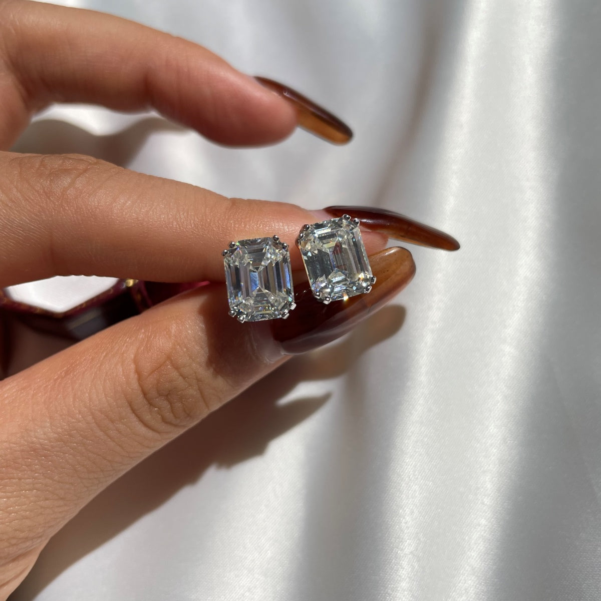 [Revel Jewelry]Dazzling Square Shape Earrings