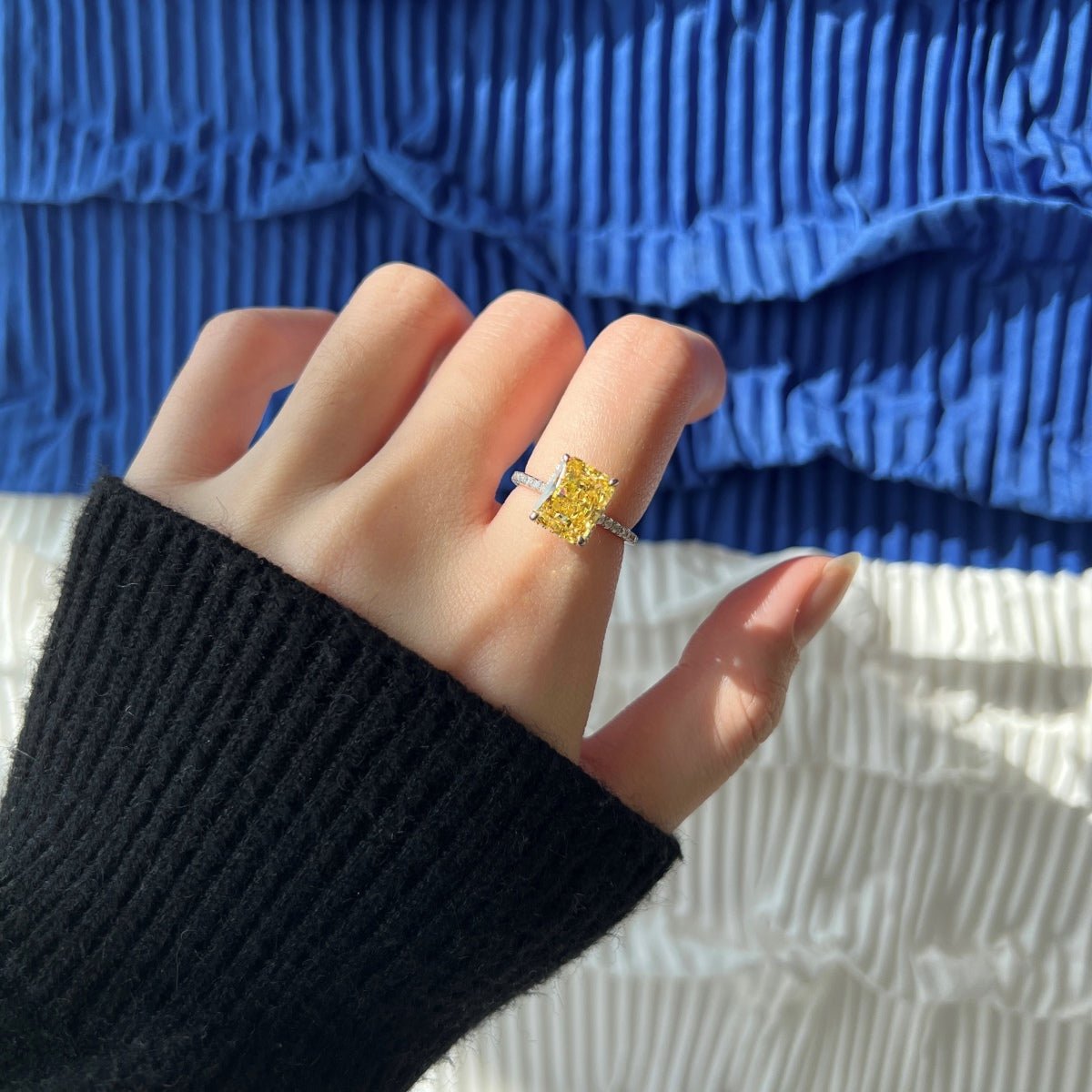 [Revel Jewelry]4.0 Karat Luxuriöser Verlobungsring