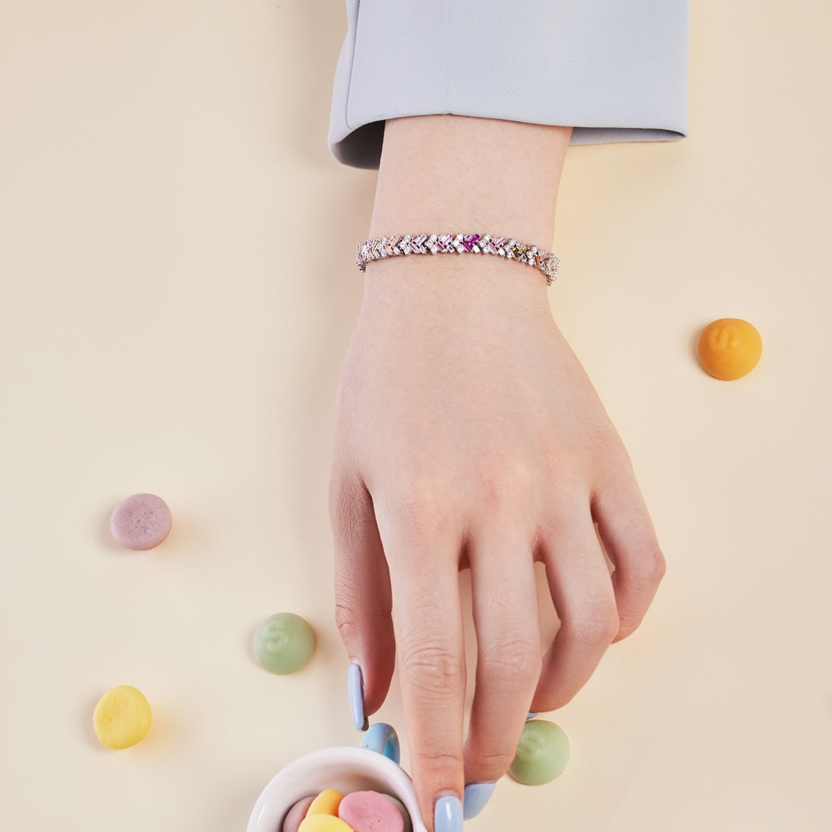 [Revel Jewelry]光り輝くユニークなマルチシェイプデイリーブレスレット