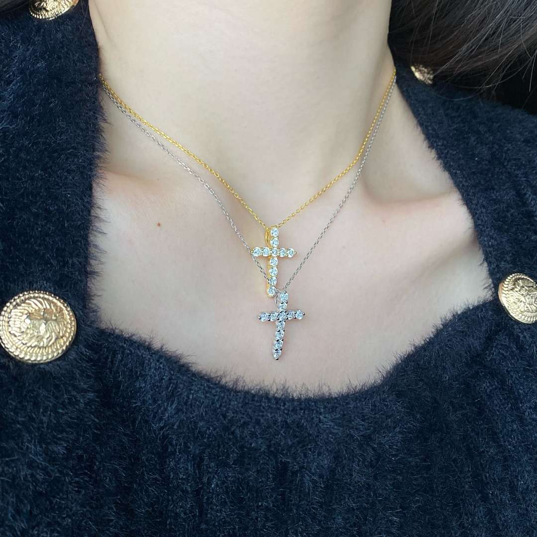 [Revel Jewelry]Einzigartige Halskette mit Kreuzform