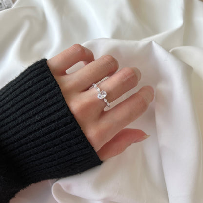[Revel Jewelry]0.75 Carat Luxurious Vibrant Elongated Cushion Cut Daily Ring