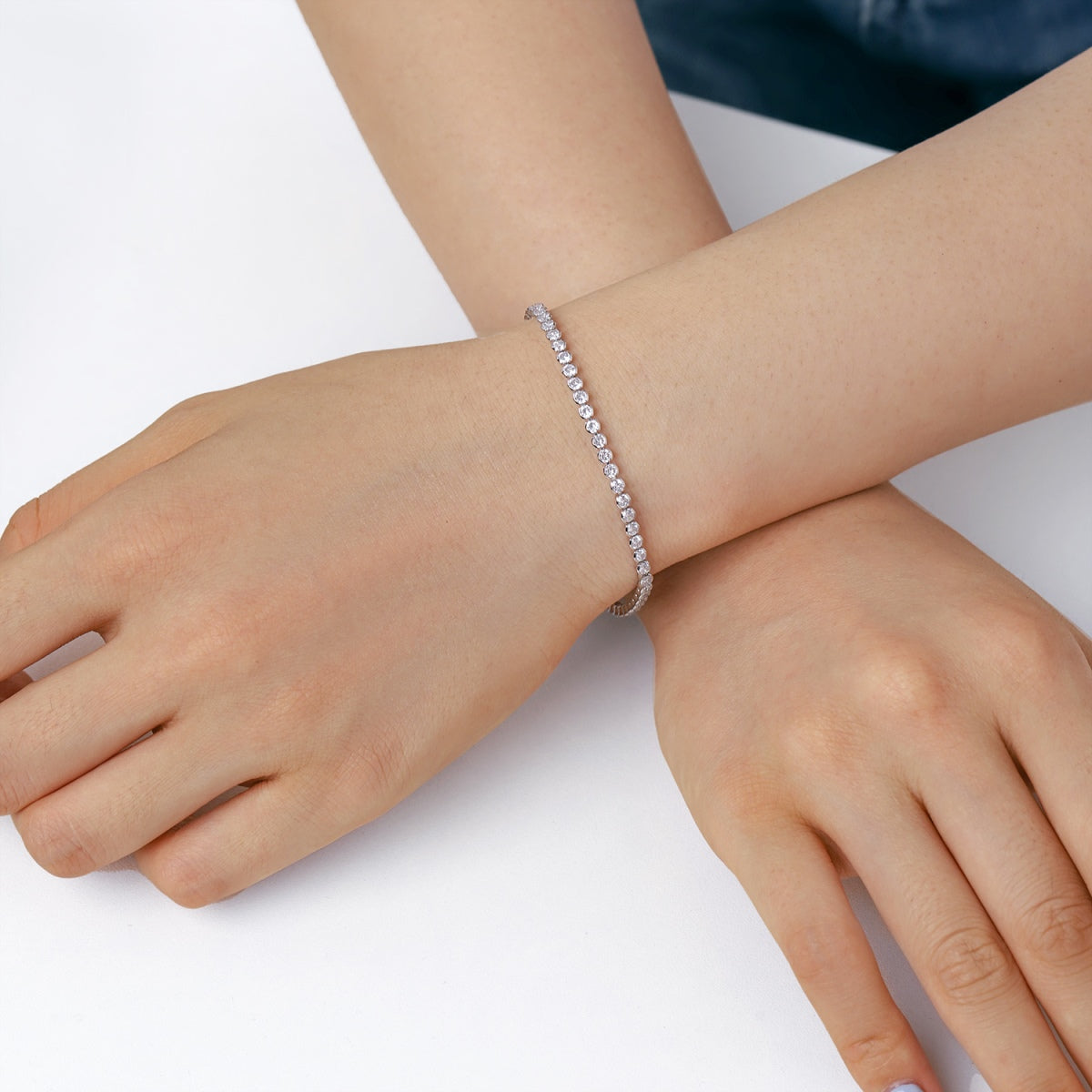[Revel Jewelry]キラキラと輝くラウンドカットのデイリーブレスレット