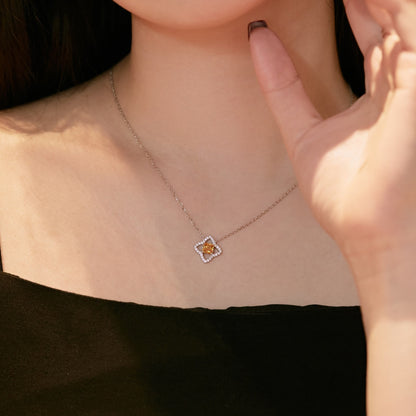 [Revel Jewelry]Exquisite Flower Shape Princess Cut Necklace