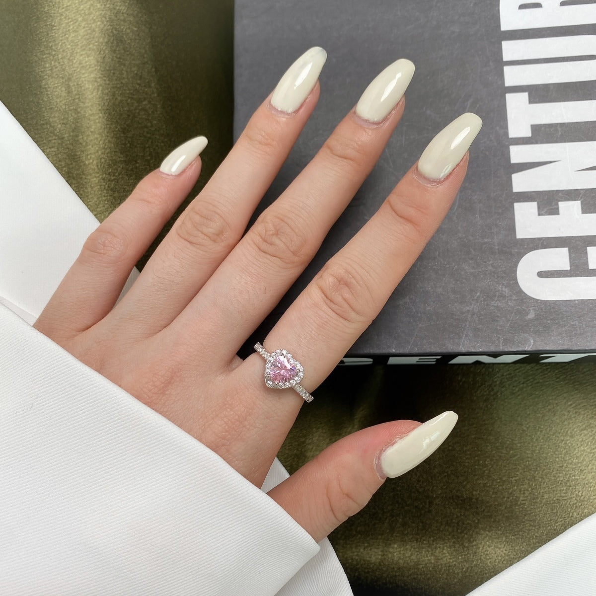 [Revel Jewelry]Eternity Splashy Romantic Heart Shape Lover Ring