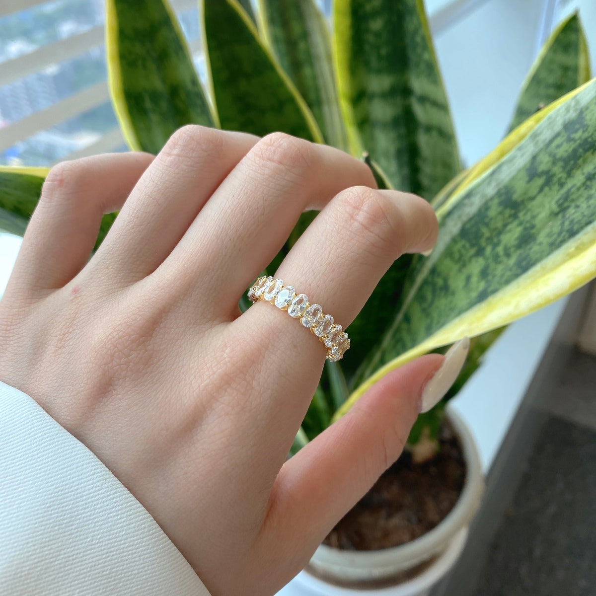 [Revel Jewelry]Ornate Oval Cut Tennis Ring