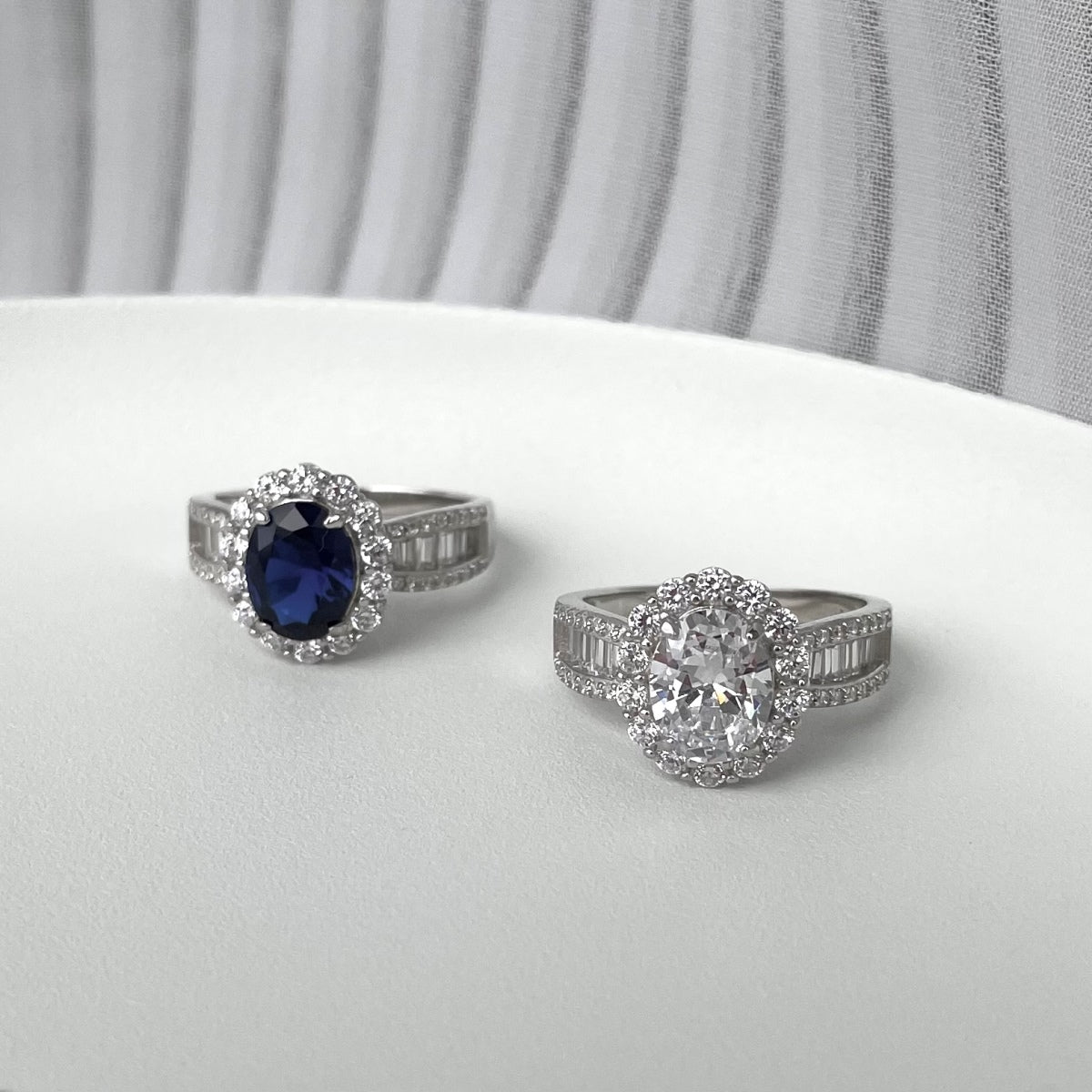 [Revel Jewelry]1.5 Carat Dazzling Charming Oval Cut Banquet Ring