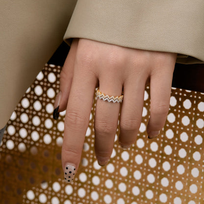 [Revel Jewelry]Delicate Enchanting Wave Shape Daily Ring