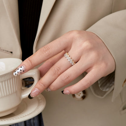 [Revel Jewelry]Delicate Enchanting Wave Shape Daily Ring