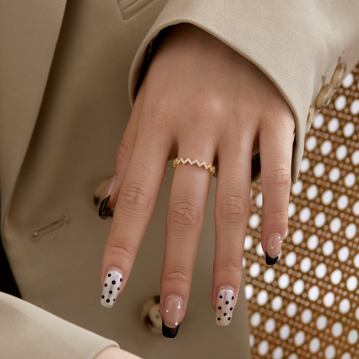 [Revel Jewelry]Delicate Enchanting Wave Shape Daily Ring