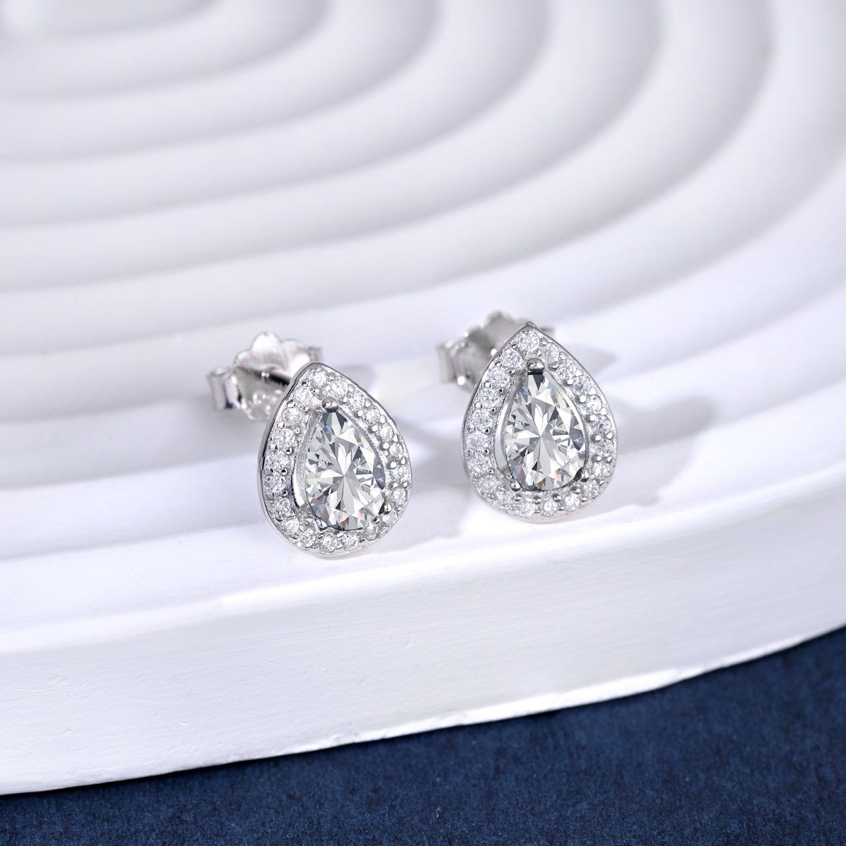 [Revel Jewelry]Luxurious Water Drop Shape Earrings