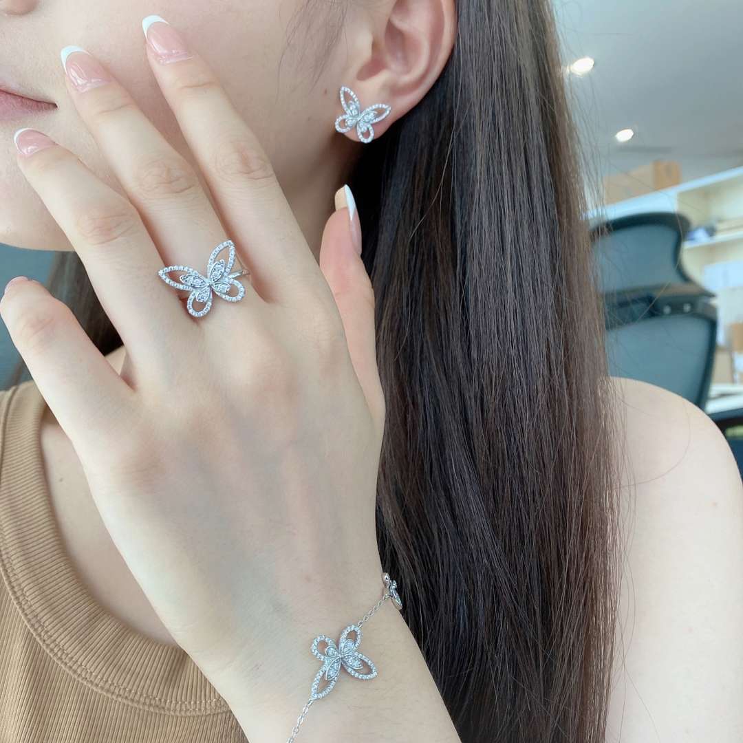 [Revel Jewelry]Zartes Schmetterlingsanhänger-Armband