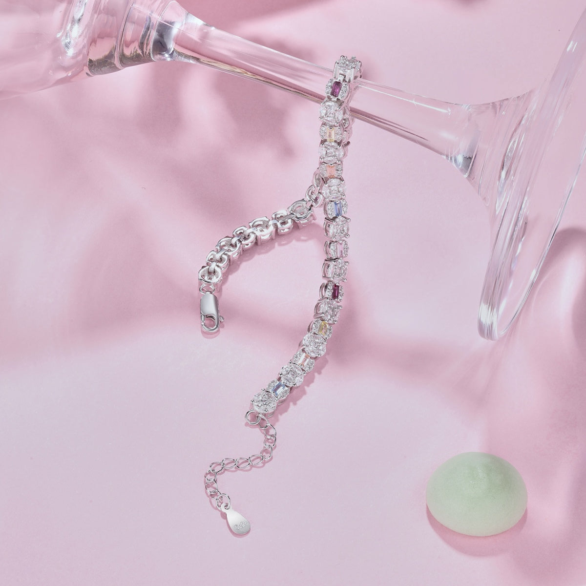 [Revel Jewelry]光り輝くラディアント・マルチカット デイリーブレスレット