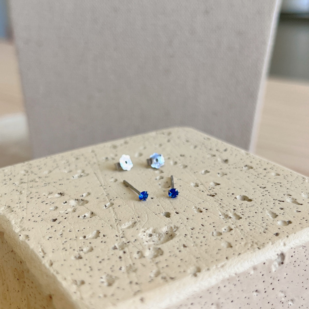 [Revel Jewelry]Delicate Solitaire Earrings