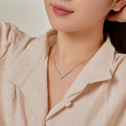 [Revel Jewelry]Ornate Round Cut Halskette