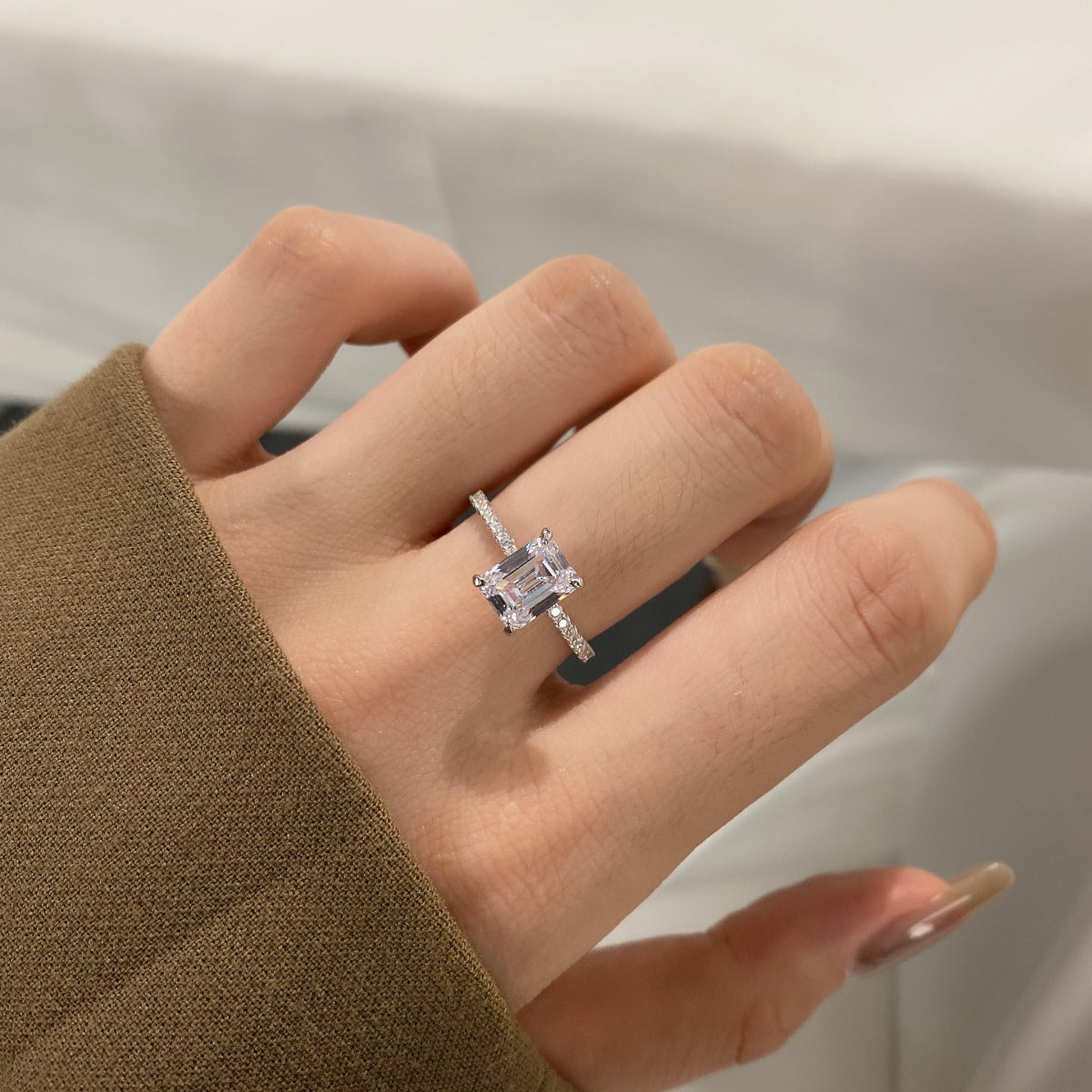 [Revel Jewelry]2.0 Carat Scintillating Ornate Radiant Cut Party Ring