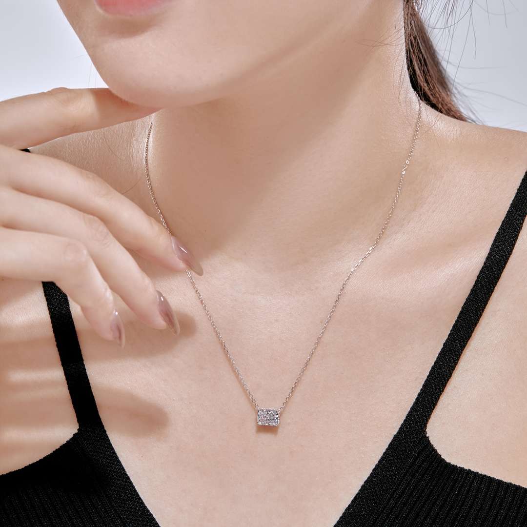 [Revel Jewelry]Luxurious Square Shape Colorful Necalack