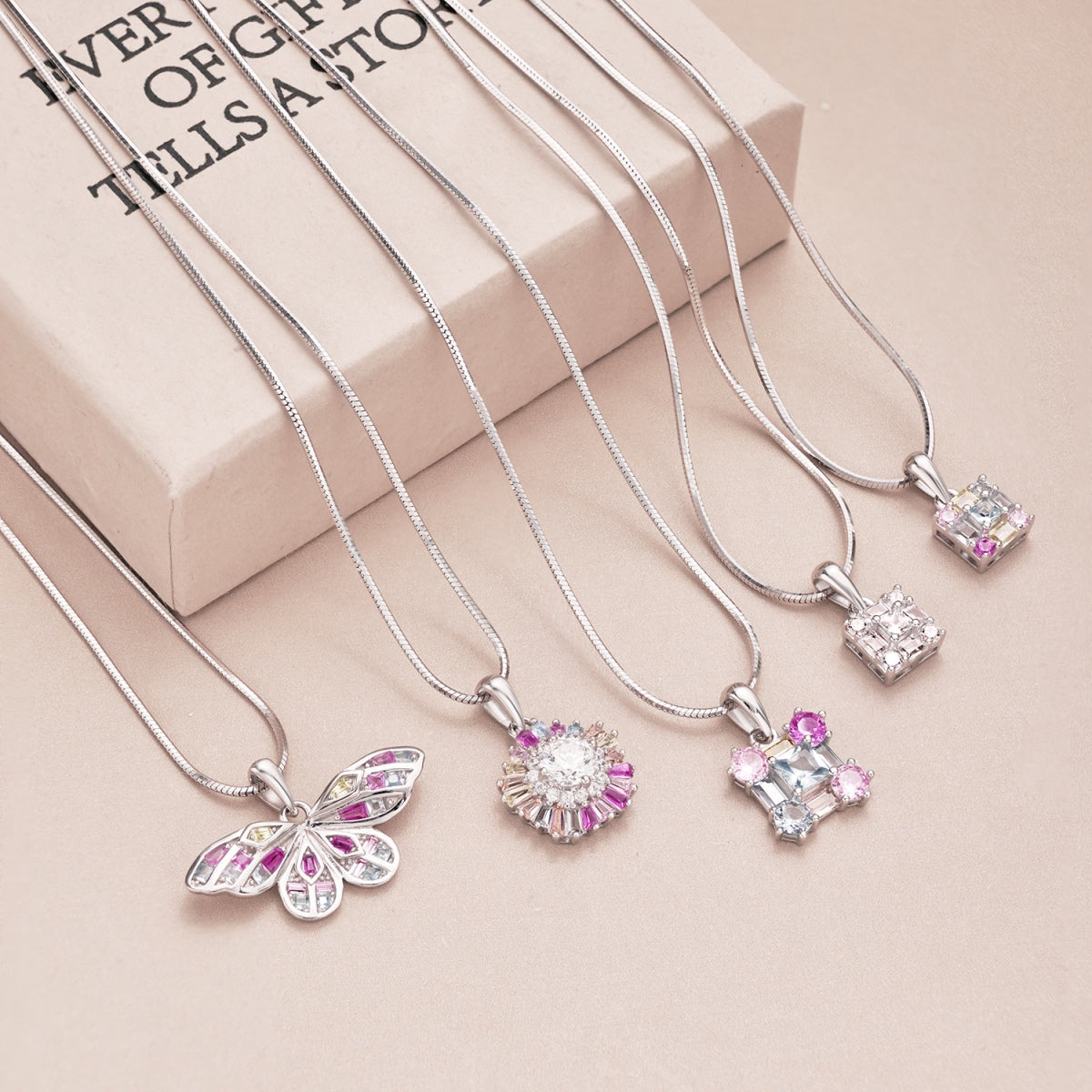 [Revel Jewelry]Charming Flower Colourful Halskette
