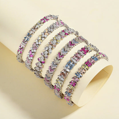 [Revel Jewelry]放射状に輝くエメラルドカットのカラフルなパーティーブレスレット