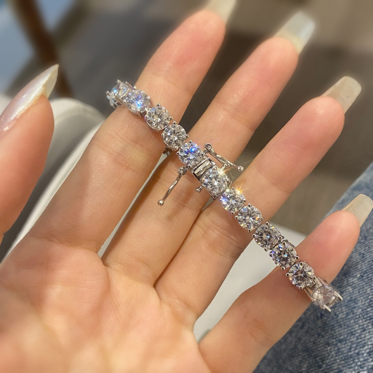 [Revel Jewelry]0.75 Carat Dazzling Round Cut Wedding Bracelet