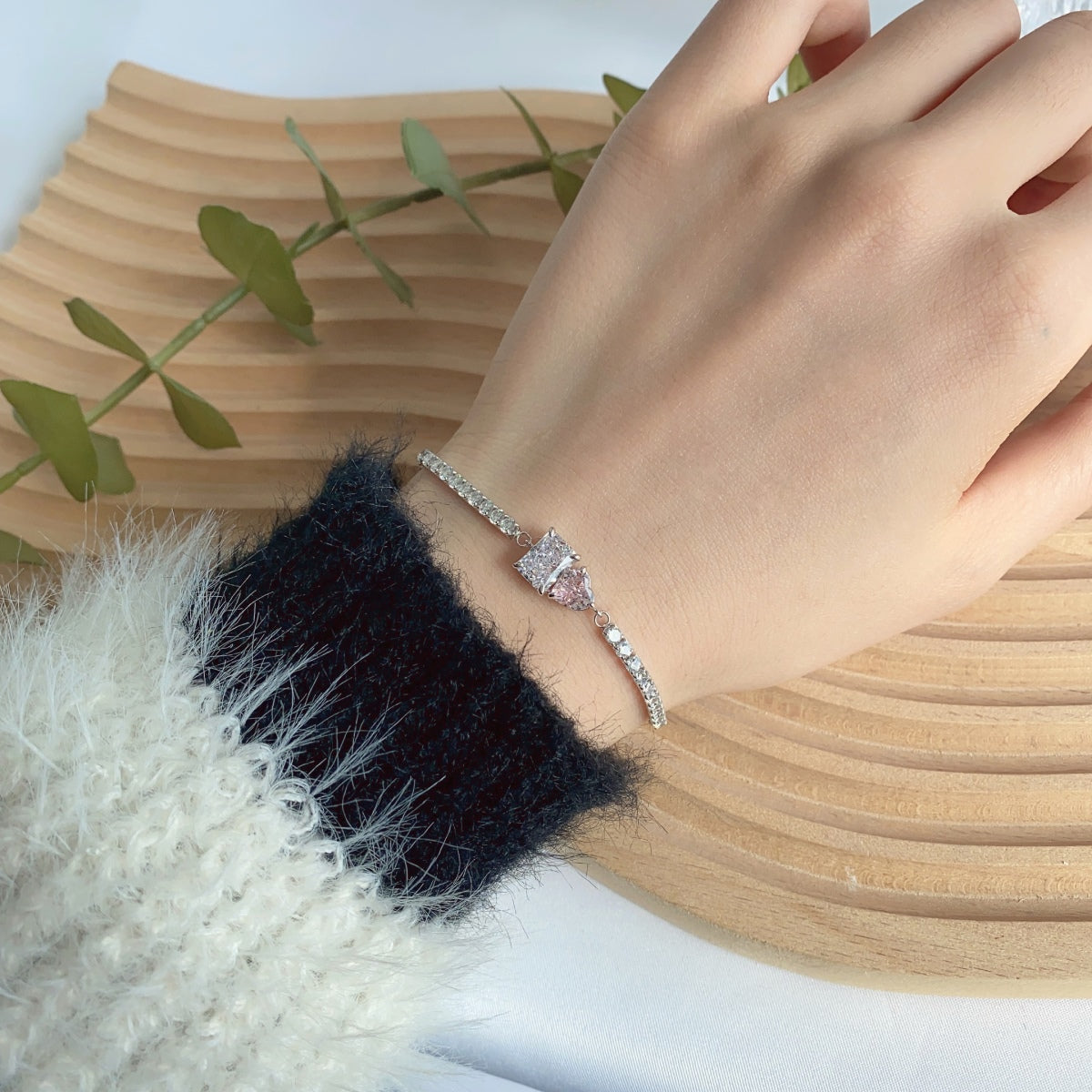 [Revel Jewelry]Dazzling Unique Multi Shape Lover Bracelet