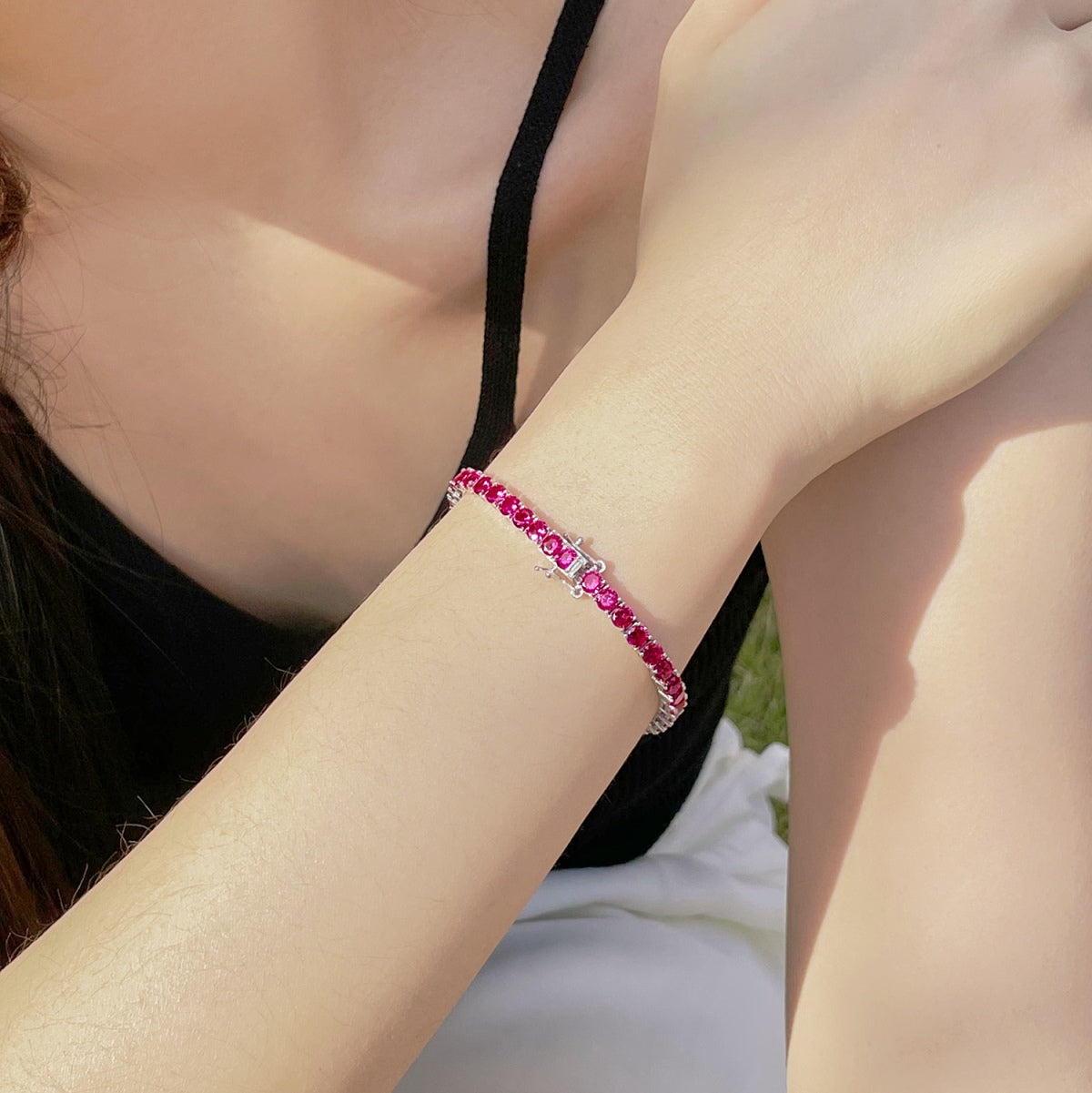 [Revel Jewelry]華やかなカラフルラウンドカットパーティブレスレット