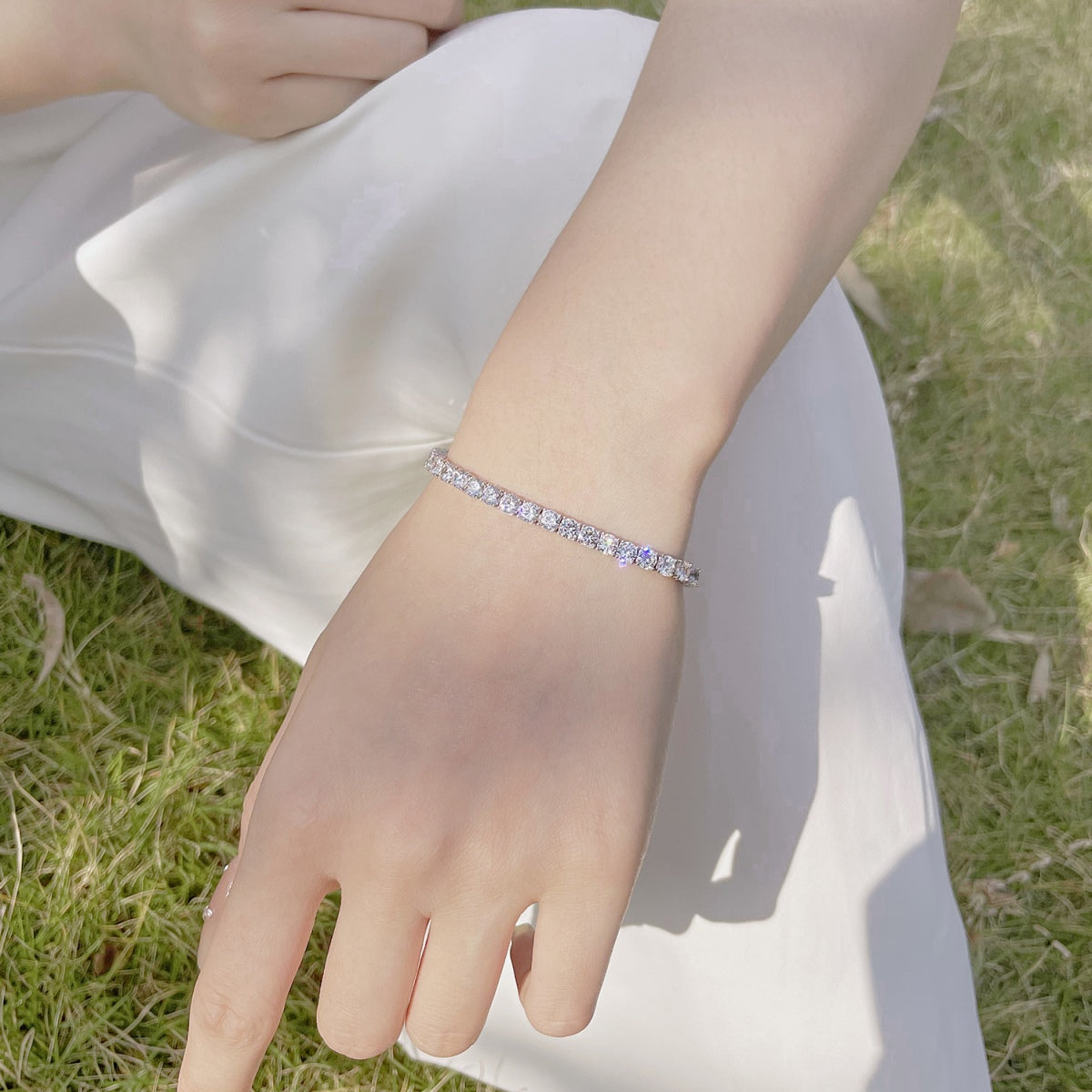 [Revel Jewelry]華やかなカラフルラウンドカットパーティブレスレット