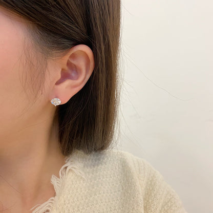 [Revel Jewelry]Stylish Shiny Round Center Stone Stud Earrings