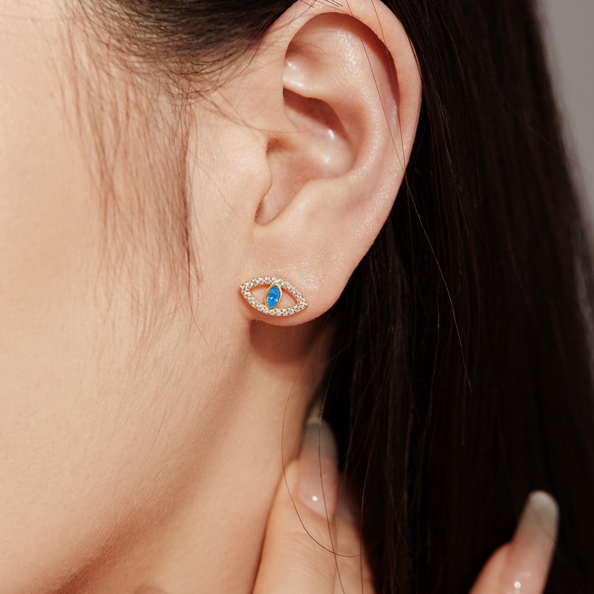 [Revel Jewelry]Blue Devil Eyes Hollow Stud Earrings