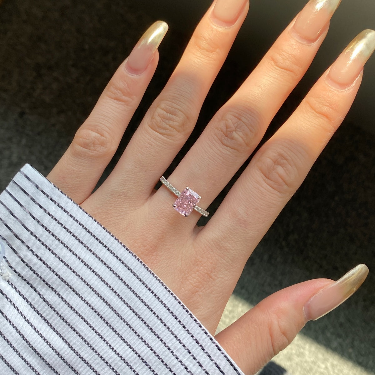 [Revel Jewelry]2.0 Carat Dazzling Sparkling Radiant Cut Party Ring