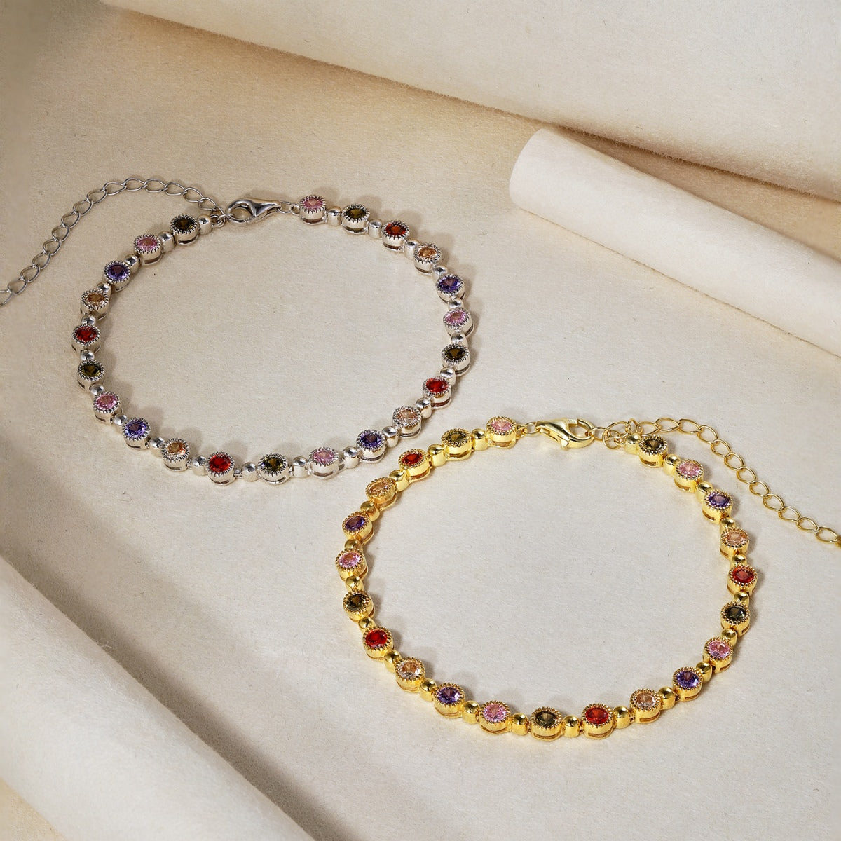 [Revel Jewelry]キラキラと輝く豪華なラウンドカットパーティーブレスレット
