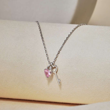 [Revel Jewelry]Unique Heart Shape Key Pendent Necklace