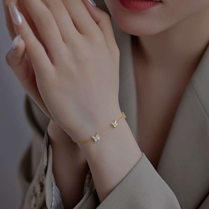 [Revel Jewelry]Halskette mit strahlendem Schmetterling