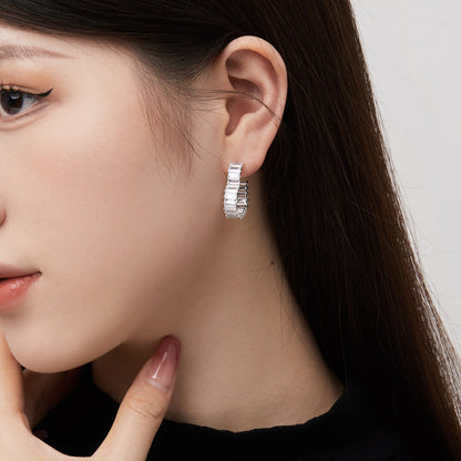 [Revel Jewelry]Radiant Heart Cutout Earrings